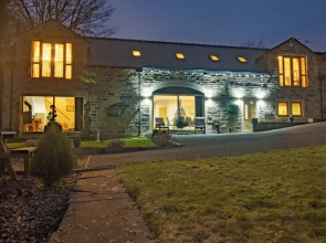 Bradley Manor
