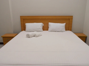 1 Bedroom Apartment, Netflix, Sea View