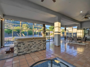 Luxe Phoenix Home: Desert Butte View & Heated Pool