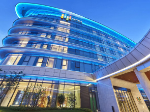 EVEN Hotel Nanjing Yangtze River by IHG