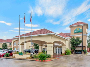 La Quinta Inn & Suites by Wyndham Conroe