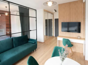 Golden Apartments/Sok74