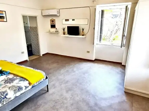 Luna Caprese Room