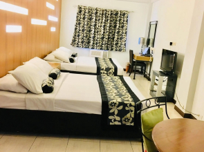 Jupiter Suites
