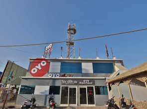 Hotel Royal Palace by OYO Rooms