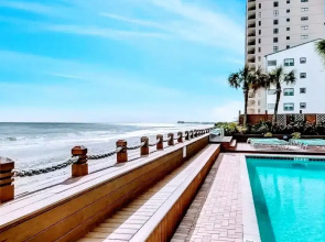 1406 Waters Edge Resort 1 Bedroom Condo by Redawning