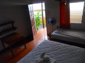 Beach Hostal Oasis