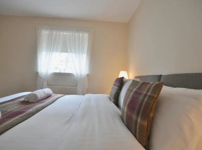 Harbour House - Donnini Apartments