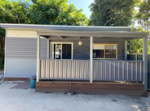 Beachcomber Caravan Park