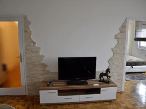 Apartment Arena White