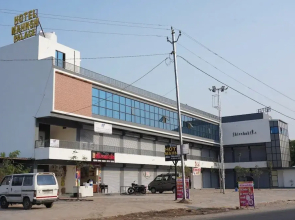 Hotel Mahnsh Palace