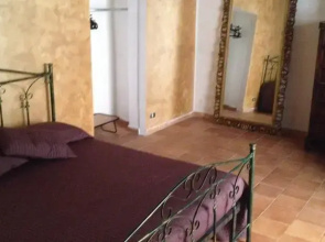La Dimora dei Longobardi Studio Apartment