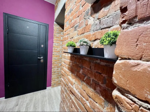 Диван и чемодан на магистрали Вокзальной