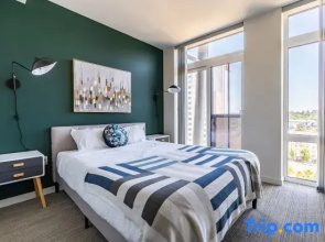 2BR | Lounge, Rooftop, Gym | Bellevue | Sophari C