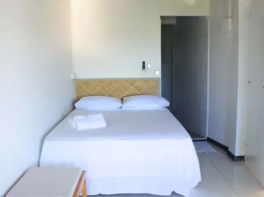 Airport Manini Lodge Studio 4