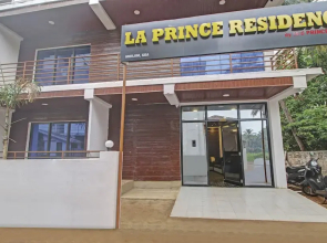 Itsy Hotels La Prince Residency