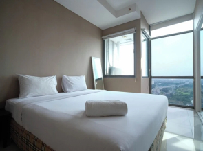 Spacious And Comfy 1Br Apartment Connected To Mall At Aryaduta Residence