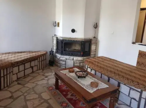 P&B House