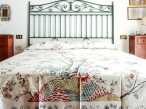 Via Modena Luxury apartment with Terrace