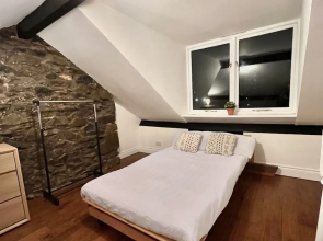 Stunning Riverside Tryweryn Terrace House