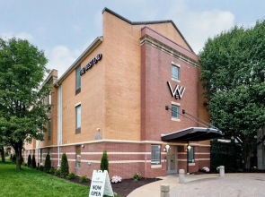 CozySuites Central West End