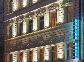 Atrium Fashion Hotel