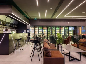 Dayin International Youth Hostel (Shanghai Nanjing East Road;People's Square;The Bund Branch)