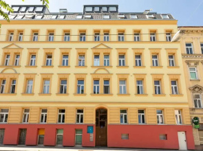 Penthouse bei Schönbrunn mit Dachterasse! N44