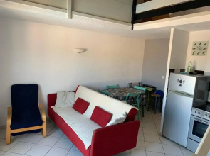 Appartement en duplex à 400 m de la plage dans résidence avec piscine commune 1 chambre 4 couchages WIFI LXOND47
