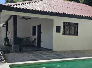 Zoa Villas - 2 minutes to the beach