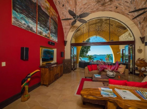Villa Bougainvillea - Playa Flamingo - 3 Bedroom