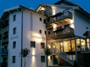 Hotel Bernadette