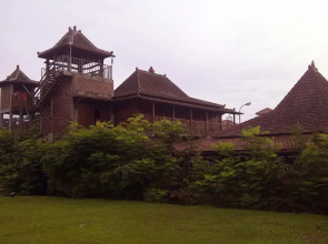 Joglo Mahardhika Vila