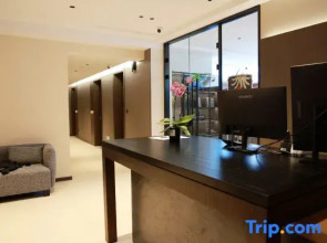 Lefan Hotel (Heihe Century Plaza)