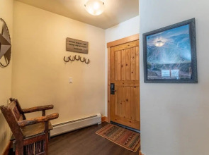 Tenderfoot Lodge by Summit County Mountain Retreats