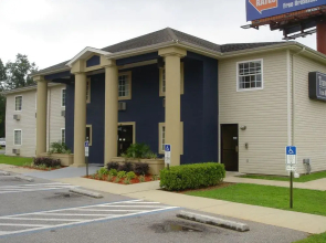 Travelodge Inn And Suites Pensacola