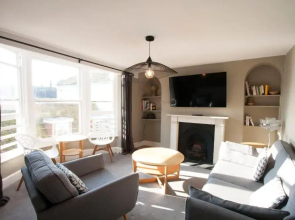 2 bed, 2 ensuite in the heart of Hastings Old Town