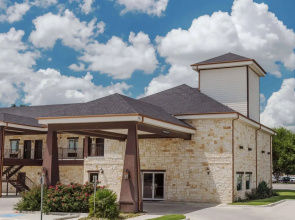 Knights Inn Three Rivers