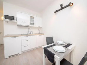 Sea Pearl Residence - Top beachfront location apartments in Bol centre