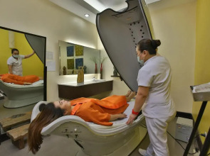 Crown Regency Hotel and Towers