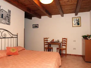 Agriturismo La Roccia