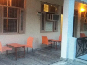 Rainbow Holiday Home