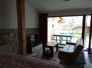 Studio Apartment In Palamartsa