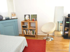 Bright Studio Near Paris