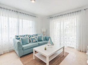 Breakfast Included 1BR apt Green One Playa Dorada CB4