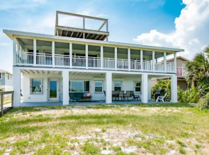 Barefoot Hideaway Family Beachfront Retreat