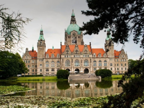 BS Business Travelling