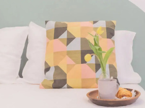 A Step From the Dome Apartment by Rent all Como