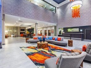 Holiday Inn Houston NE - Bush Airport Area by IHG