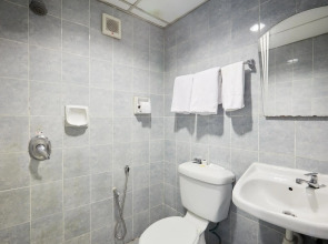 Tang City Hotel, Petaling Street, Merdeka PNB 118 Tower